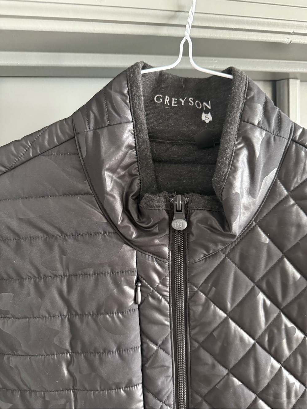 Greyson Vest - Picture 3 of 4